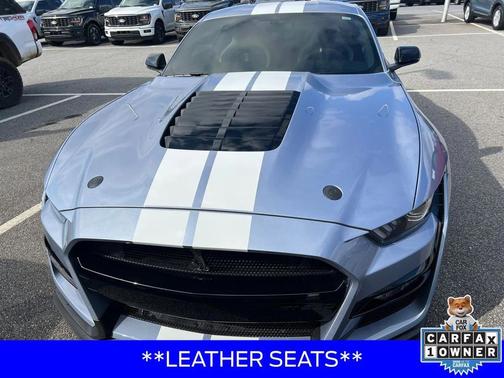 2022 Ford Shelby GT500 Base