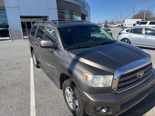 2013 Toyota Sequoia SR5