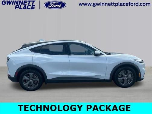 2022 Ford Mustang Mach-E Select