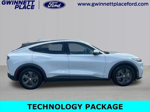 2022 Ford Mustang Mach-E Select