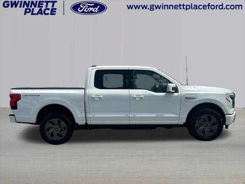 2023 Ford F-150 Lightning LARIAT