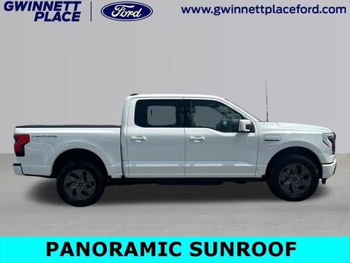 2023 Ford F-150 Lightning LARIAT