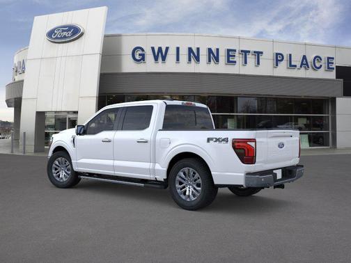 Star White Metallic Tri-Coat 2026 Ford F-150 Lariat