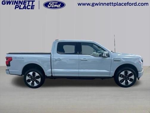 2023 Ford F-150 Lightning Platinum