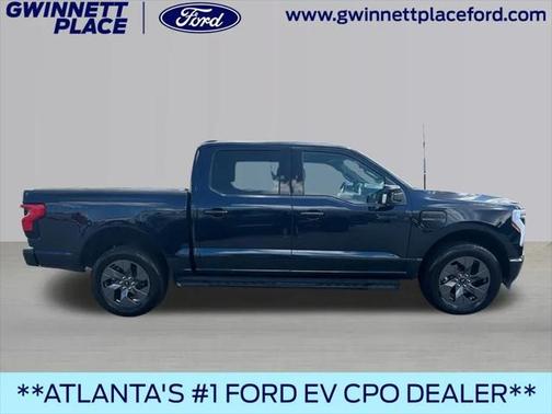 2023 Ford F-150 Lightning LARIAT
