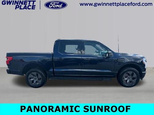 2023 Ford F-150 Lightning LARIAT