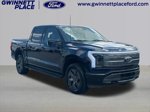 2023 Ford F-150 Lightning LARIAT
