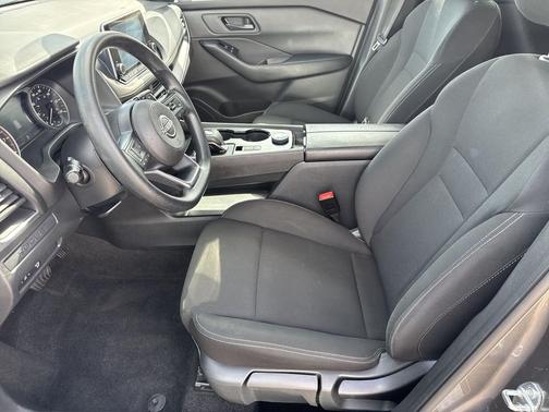 Gun Metallic 2024 Nissan Rogue S