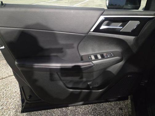 2025 Mitsubishi Outlander 