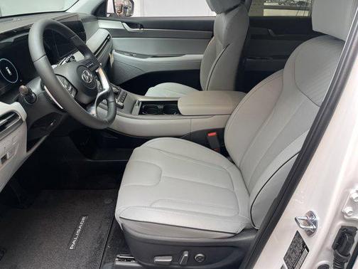 2025 Hyundai PALISADE SEL Premium