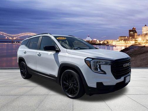 Summit White 2024 GMC Terrain SLE