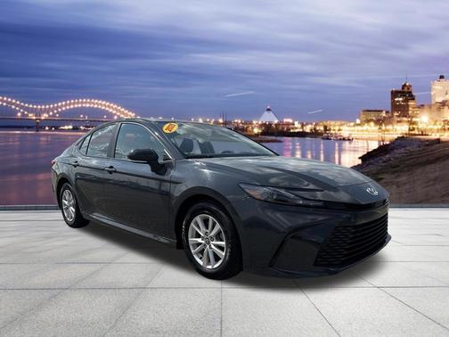Underground 2025 Toyota Camry SE