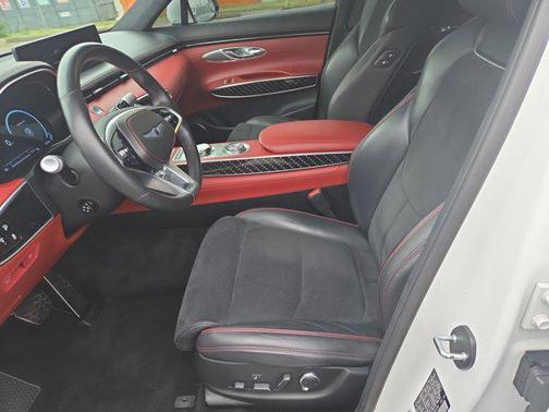 2022 Genesis GV70 3.5T AWD Sport