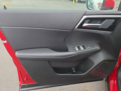 Red Diamond 2026 Mitsubishi Outlander SE