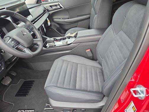 Red Diamond 2026 Mitsubishi Outlander SE