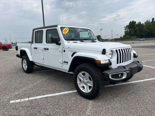 2023 Jeep Gladiator Sport S