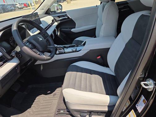 2025 Mitsubishi Outlander SE 2.5 S-AWC
