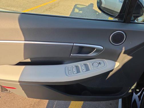 Abyss Black 2026 Hyundai SONATA SEL