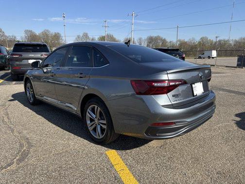 2024 Volkswagen Jetta 1.5T SE