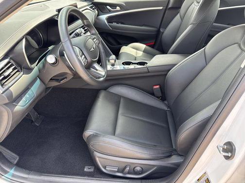 2025 Genesis G70 2.5T RWD
