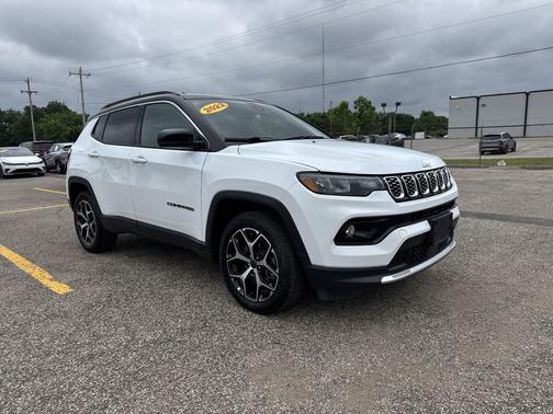 Bright White Clearcoat 2025 Jeep Compass Limited