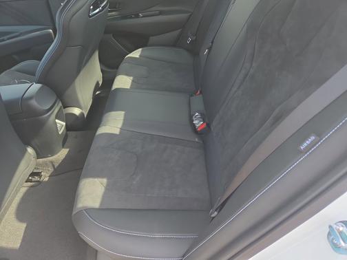 Atlas White 2026 Hyundai ELANTRA N Base