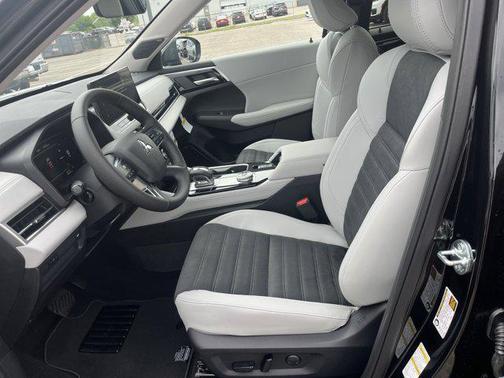 2025 Mitsubishi Outlander SE 2.5 S-AWC
