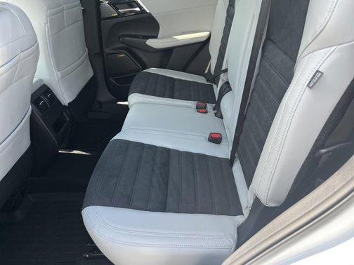 2025 Mitsubishi Outlander SE 2.5 S-AWC