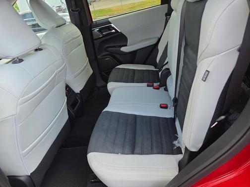 2025 Mitsubishi Outlander SE 2.5 S-AWC