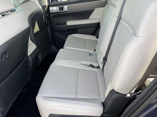 2025 Hyundai SANTA FE SEL 2.4