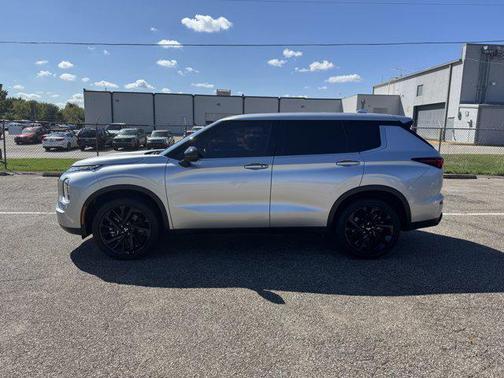 2022 Mitsubishi Outlander SE 2.5 2WD