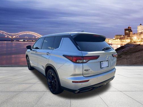 2022 Mitsubishi Outlander SE 2.5 2WD