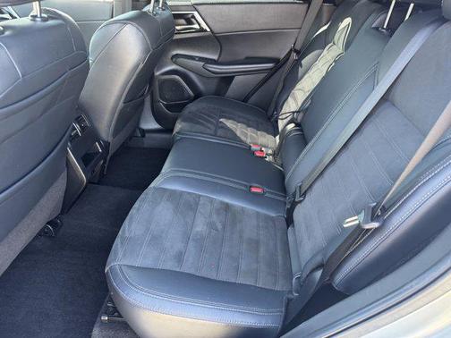 2022 Mitsubishi Outlander SE 2.5 2WD
