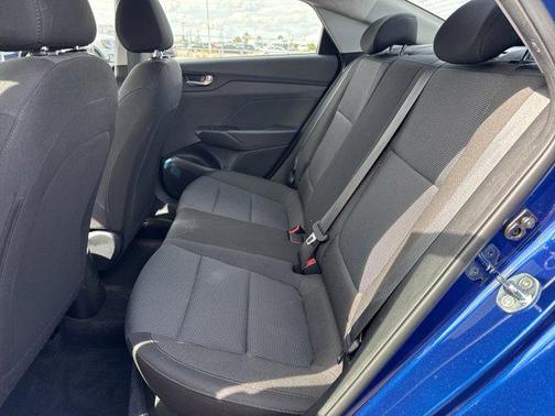 2022 Hyundai Accent SE