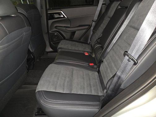 2025 Mitsubishi Outlander SE 2.5 2WD