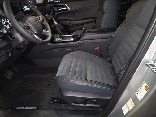 2025 Mitsubishi Outlander SE 2.5 2WD