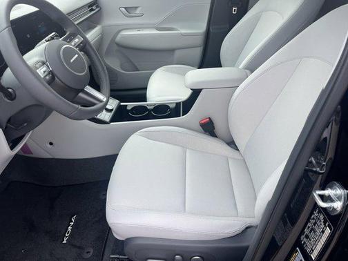 2025 Hyundai KONA SEL Convenience