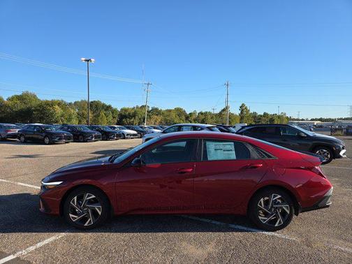 2025 Hyundai ELANTRA Sport