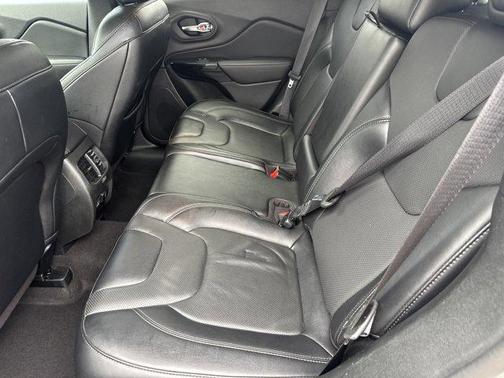 2023 Jeep Cherokee Altitude