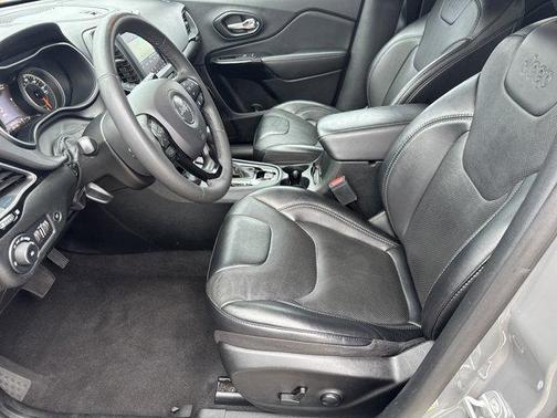 2023 Jeep Cherokee Altitude