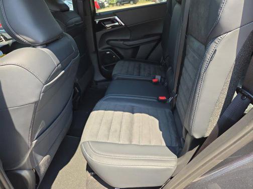 2025 Mitsubishi Outlander SE 2.5 S-AWC