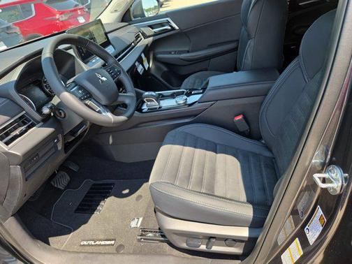 2025 Mitsubishi Outlander SE 2.5 S-AWC