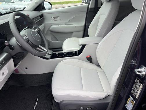 2025 Hyundai KONA SEL Convenience