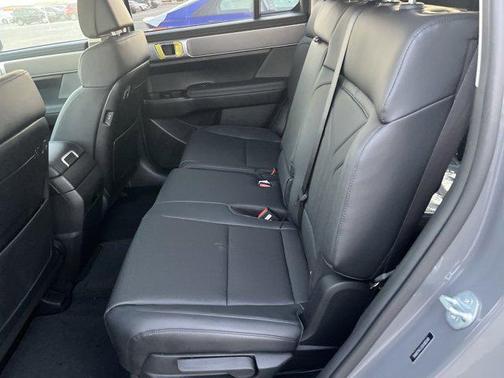 2025 Hyundai SANTA FE SEL 2.4
