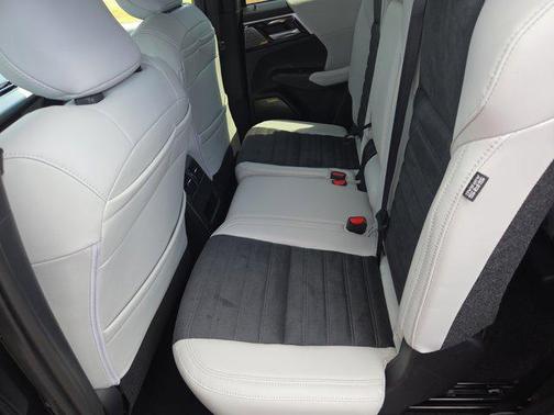 2025 Mitsubishi Outlander SE 2.5 S-AWC