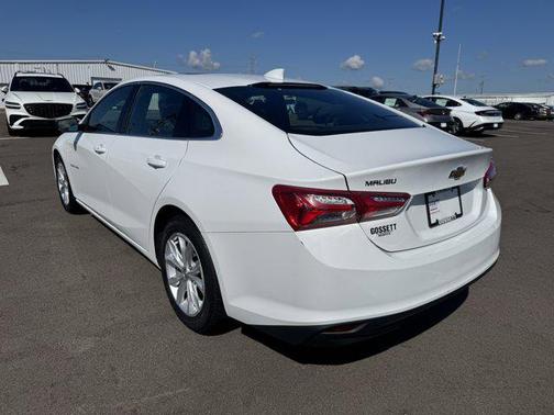2022 Chevrolet Malibu FWD LT