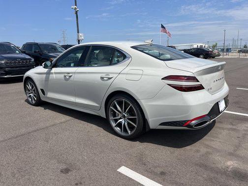 2025 Genesis G70 2.5T RWD