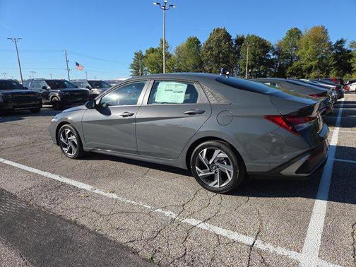 2025 Hyundai ELANTRA Sport