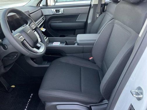 2025 Hyundai SANTA FE SE