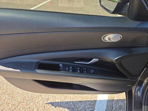 2021 Hyundai ELANTRA Limited